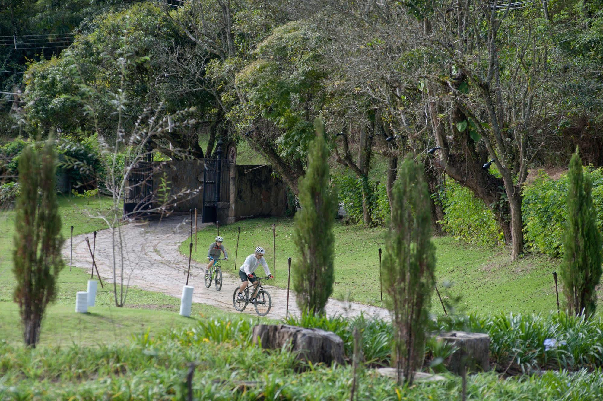 Pousada Les Roches Itaipava Exterior foto